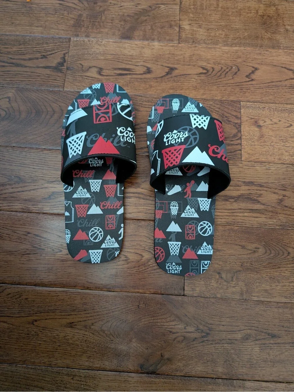 Coors Light CHILL Silver Bullet Sandals Slides Men's Size M 9-9.5 (26 cm) NWOT